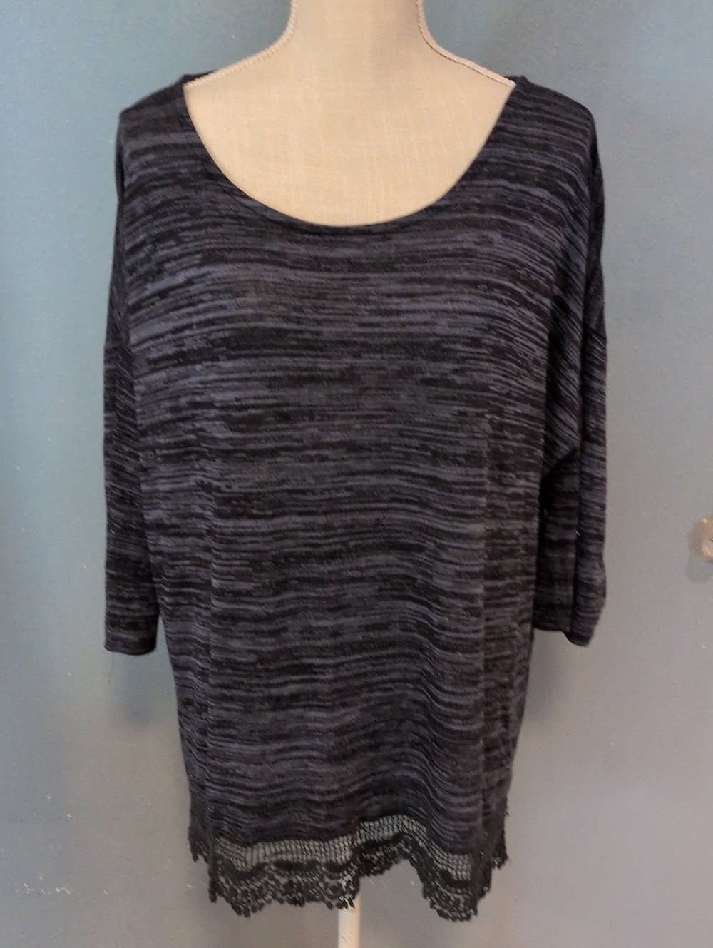 Shannon Ford New York Boho Scoopneck High-low Flowy Crochet Careerwear Blouse
